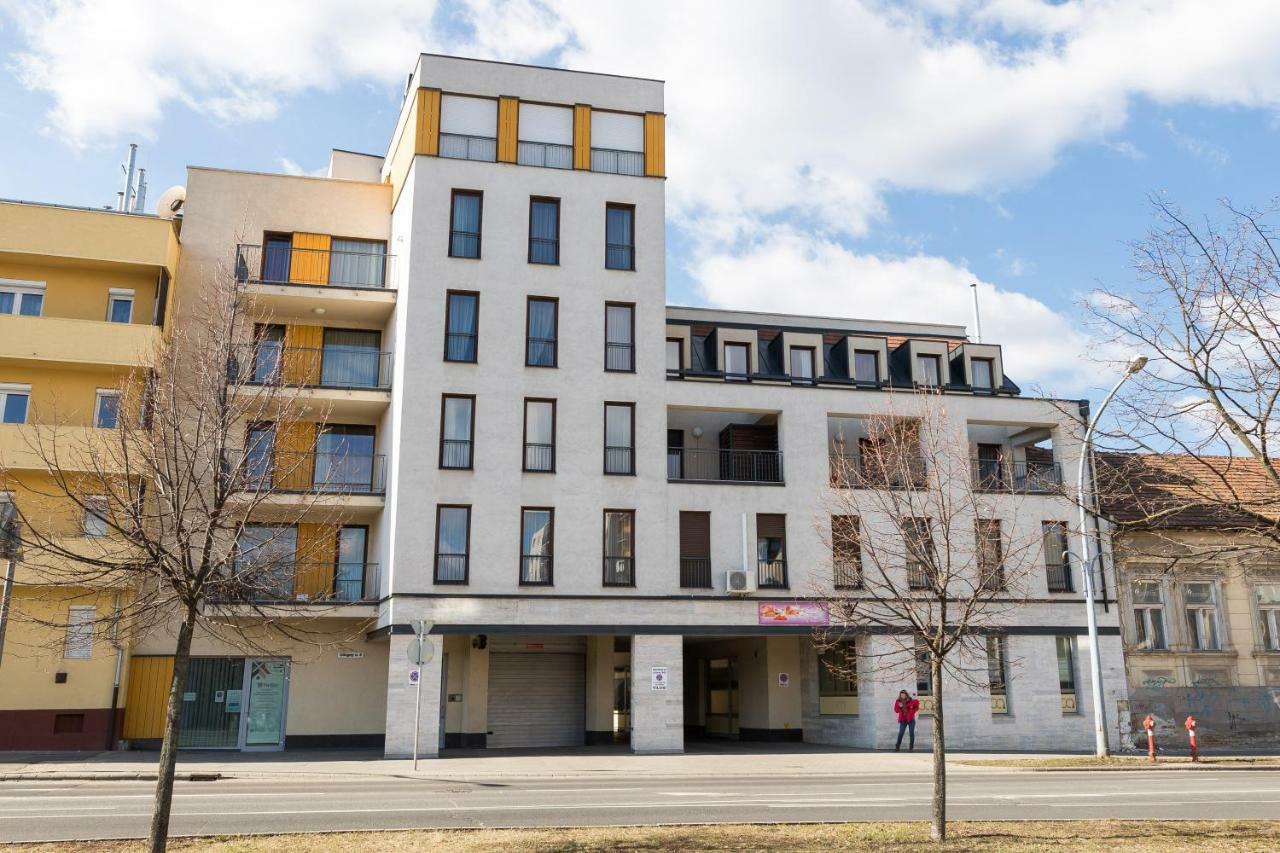 Mse Apartman Miskolc Eksteriør billede